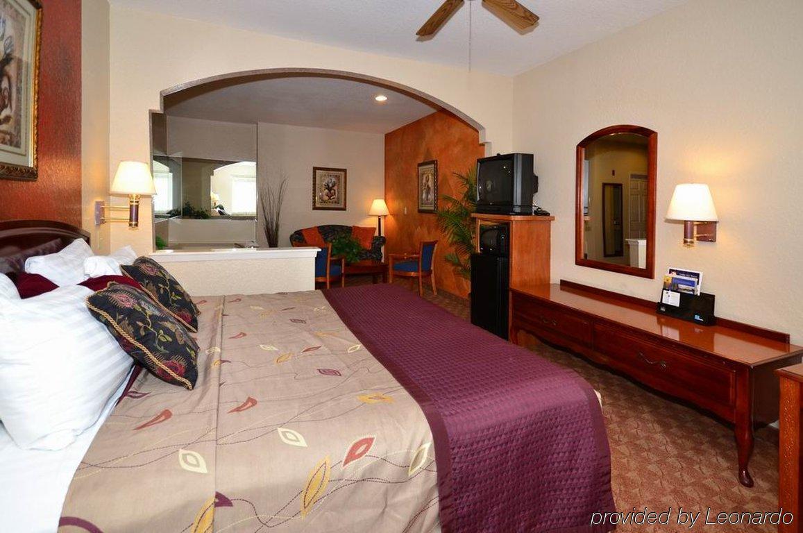 Best Western Plus Northwest Inn & Suites Houston Ruang foto